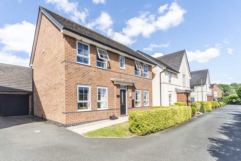 Wood Farm Close